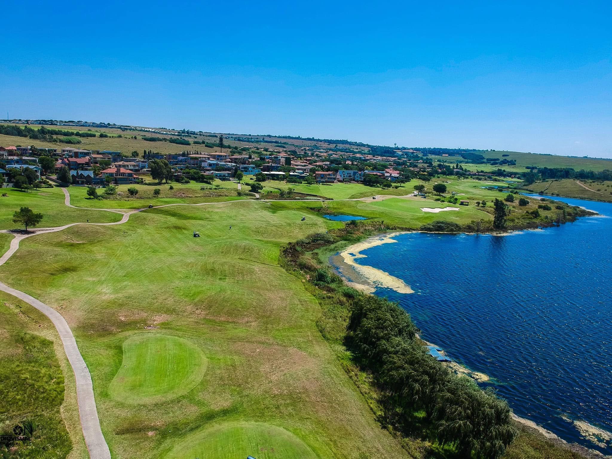 Bankenveld Golf Estate on the banks of the Witbank Dam