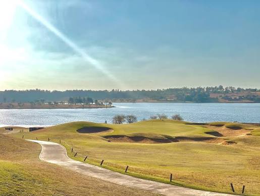 Eighteen holes on the shoreline